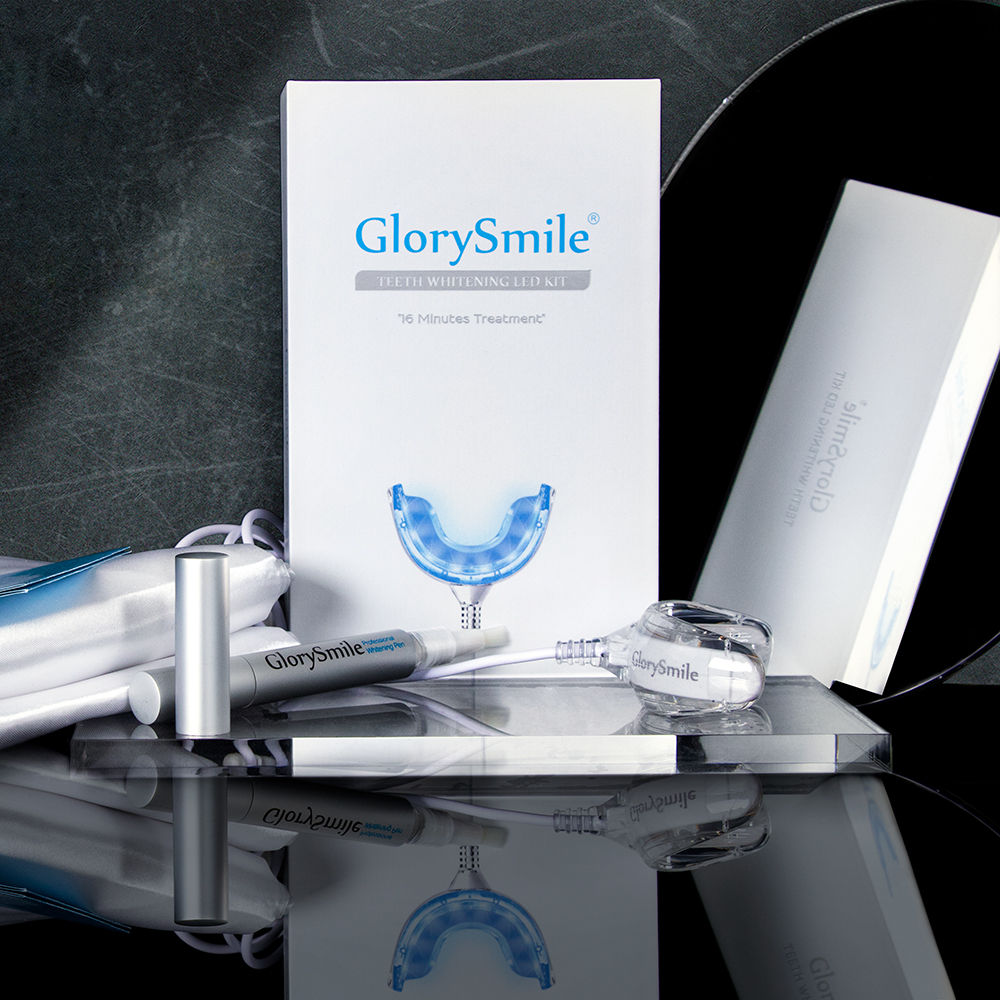 Máquina de blanqueamiento inteligente dental USB Conecte LED Luz azul Dientes Kits de blanqueamiento Etiqueta privada